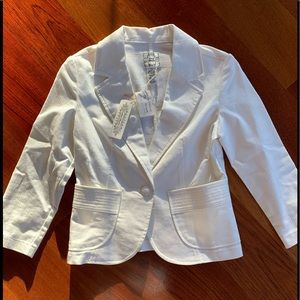 **NEW** White Blazer